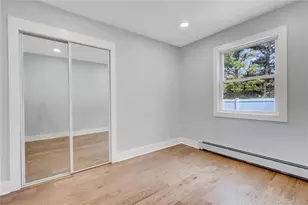 907 Pearl St, Bohemia, NY 11716 - Photo 22