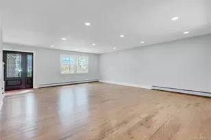 907 Pearl St, Bohemia, NY 11716 - Photo 10