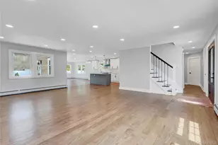 907 Pearl St, Bohemia, NY 11716 - Photo 6