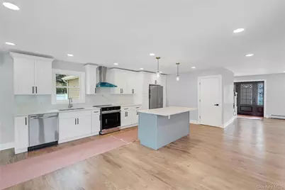 907 Pearl Street, Bohemia, NY 11716 - Photo 12