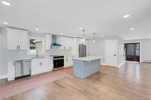 907 Pearl St, Bohemia, NY 11716 - Photo 12