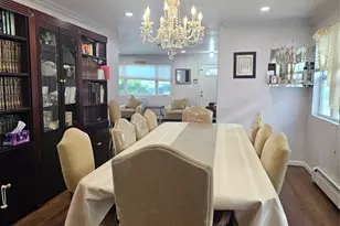 17-10 Brookhaven Ave, Far Rockaway, NY 11691 - Photo 4