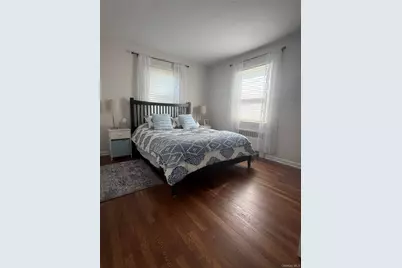 135 Woolsey Avenue, Glen Cove, NY 11542 - Photo 4