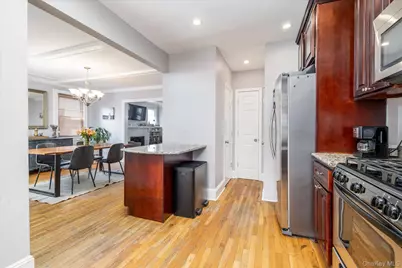 119 Nassau Avenue, Malverne, NY 11565 - Photo 12