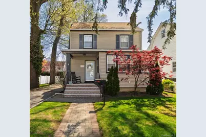 119 Nassau Avenue, Malverne, NY 11565 - Photo 1