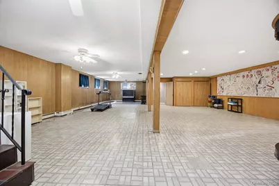 27 Whittier Drive, Searingtown, NY 11507 - Photo 22
