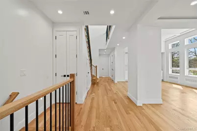 5 Mirror Lake Road #202, Spring Valley, NY 10977 - Photo 4