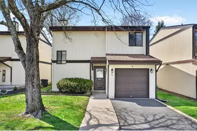 6 Charlotte Mews, Middletown, NY 10940 - Photo 4