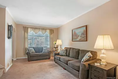 152 Meagher Avenue, Bronx, NY 10465 - Photo 4
