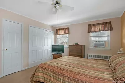152 Meagher Avenue, Bronx, NY 10465 - Photo 12