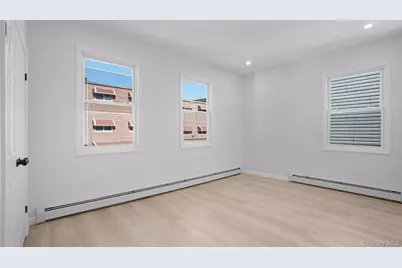 4370 Edson Avenue, Bronx, NY 10466 - Photo 14