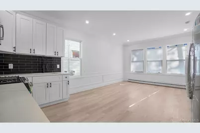 4370 Edson Avenue, Bronx, NY 10466 - Photo 12