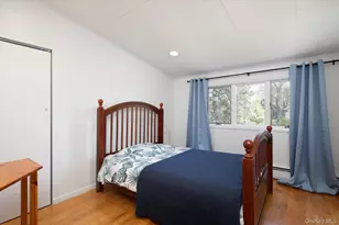 7 Elliot Rd, Great Neck, NY 11021 - Photo 16