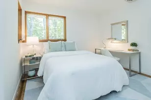 10 Jeannette Dr, Port Washington, NY 11050 - Photo 14