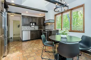 10 Jeannette Dr, Port Washington, NY 11050 - Photo 12