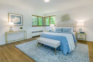 10 Jeannette Dr, Port Washington, NY 11050 - Photo 16