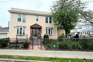 132-06 Metropolitan Ave, Richmond Hill, NY 11418 - Photo 2