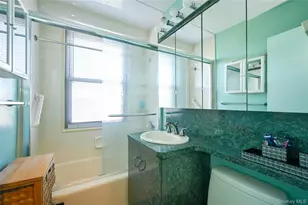 61-20 Grand Central Pkwy, Forest Hills, NY 11375 - Photo 16