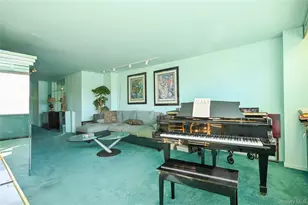 61-20 Grand Central Pkwy, Forest Hills, NY 11375 - Photo 10