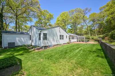 8 Roundabout Road, Smithtown, NY 11787 - Photo 24