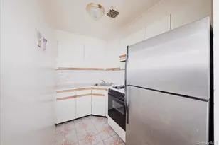 97-48 91st St, Ozone Park, NY 11416 - Photo 18