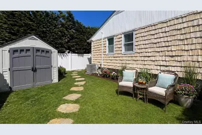 6 Curlew Place, Massapequa, NY 11758 - Photo 16