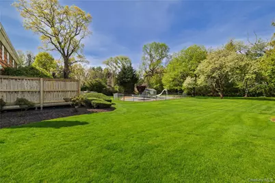 167 Brookville Lane, Glen Head, NY 11545 - Photo 10