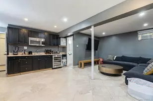 36 Charla Dr, Southampton, NY 11968 - Photo 34