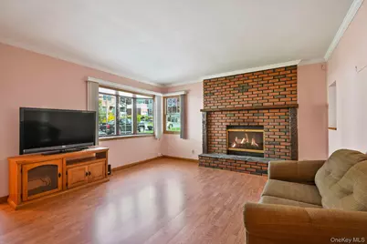38 Croydon Road, Yonkers, NY 10710 - Photo 10