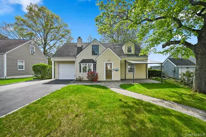 38 Croydon Road, Yonkers, NY 10710 - Photo 4
