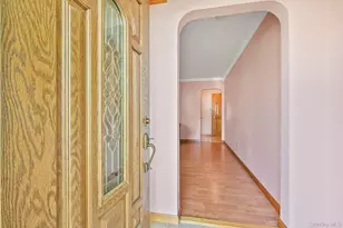 38 Croydon Rd, Yonkers, NY 10710 - Photo 6