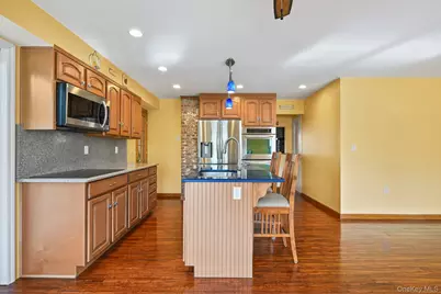 38 Croydon Road, Yonkers, NY 10710 - Photo 22