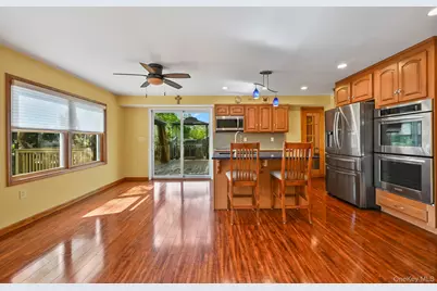 38 Croydon Road, Yonkers, NY 10710 - Photo 16
