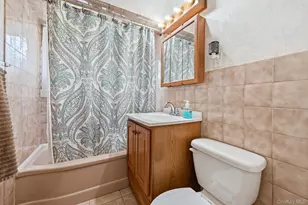 15 Bird Ln, Hicksville, NY 11801 - Photo 12