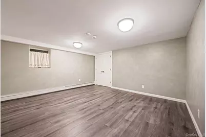 204 Bayview Avenue, Massapequa, NY 11758 - Photo 32