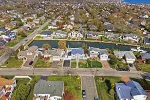 204 Bayview Ave, Massapequa, NY 11758 - Photo 46