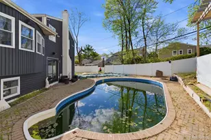 3 Rustic Ct, Plainview, NY 11803 - Photo 38