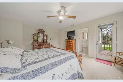 47 Madder Lake Circle, Commack, NY 11725 - Photo 30