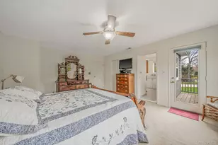 47 Madder Lake Cir, Commack, NY 11725 - Photo 30