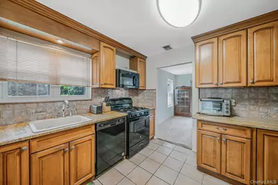 47 Madder Lake Circle, Commack, NY 11725 - Photo 12