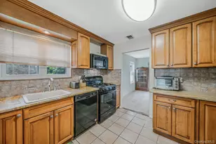 47 Madder Lake Cir, Commack, NY 11725 - Photo 12