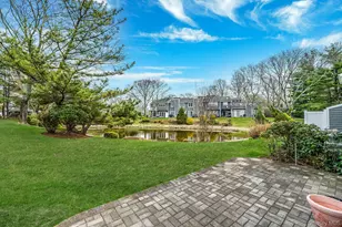47 Madder Lake Cir, Commack, NY 11725 - Photo 6