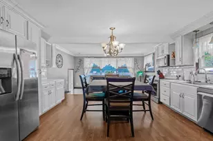 223 Locust Dr, Rocky Point, NY 11778 - Photo 4