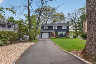 17 Hillcrest Dr, Glen Head, NY 11545 - Photo 44
