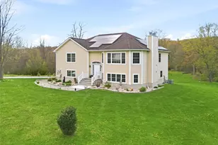 199 Old Sylvan Lake Rd, Hopewell Junction, NY 12533 - Photo 2