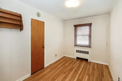 821 10th Street, West Babylon, NY 11704 - Photo 18