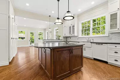 2 Heathcote Drive, Mount Kisco, NY 10549 - Photo 12