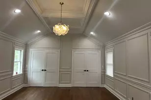 2068 Lansing Pl, Muttontown, NY 11791 - Photo 10