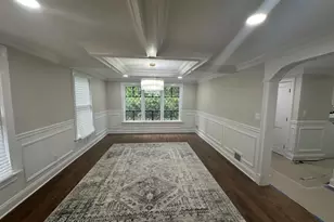 2068 Lansing Pl, Muttontown, NY 11791 - Photo 2
