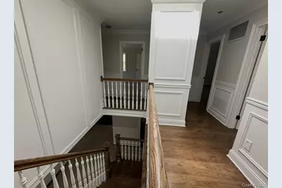 2068 Lansing Place, Muttontown, NY 11791 - Photo 8